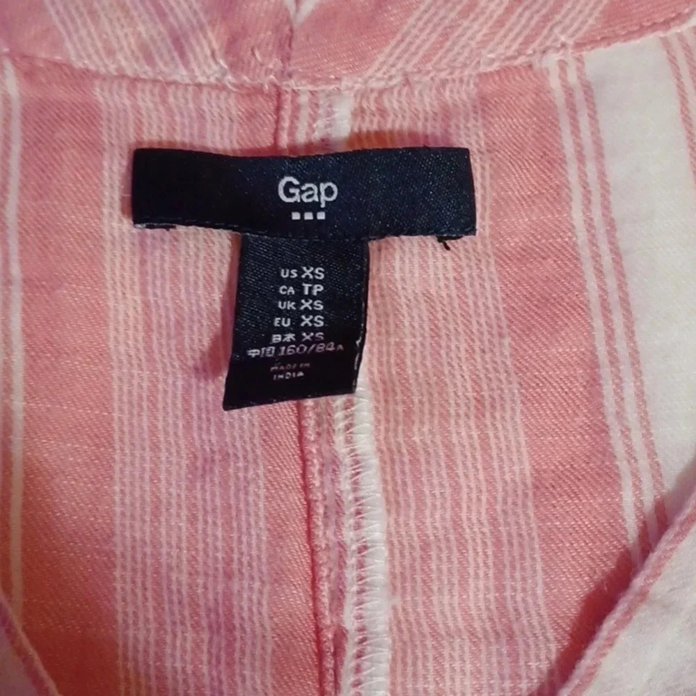 Gap Striped v-neck 100% Cotton striped casual preppy beachy relaxed fit shirt - Picture 2 of 7